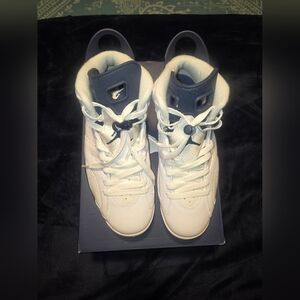 Jordan 6s size 7 1/2 mens